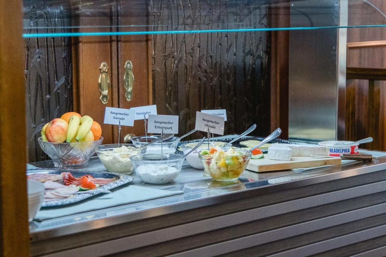 Hotel Mueller Genthin Ngoại thất bức ảnh