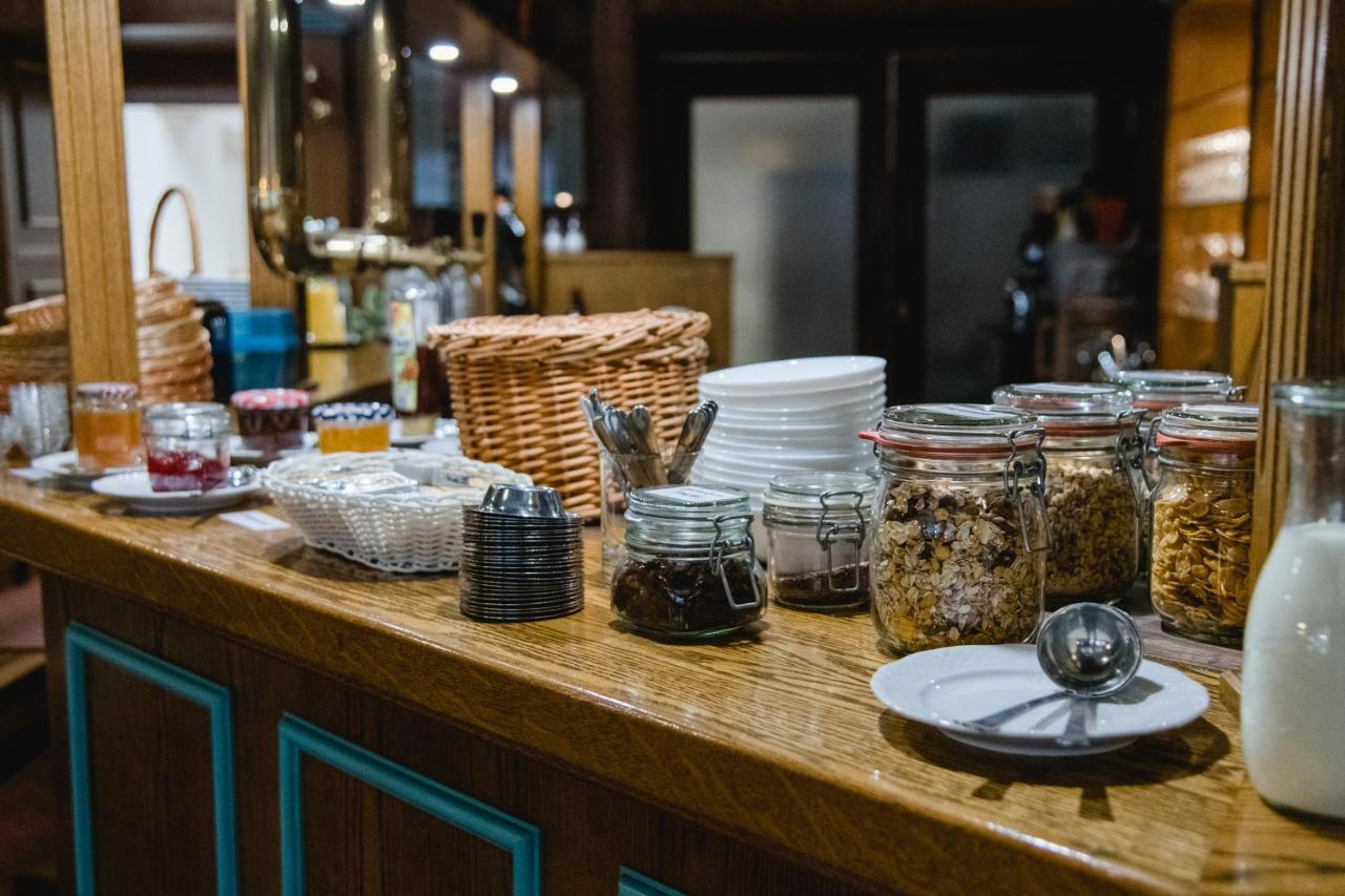 Hotel Mueller Genthin Ngoại thất bức ảnh