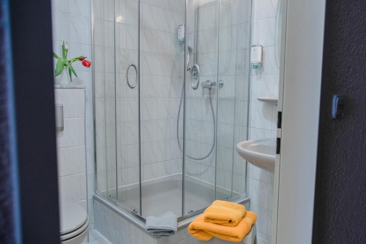 Hotel Mueller Genthin Ngoại thất bức ảnh