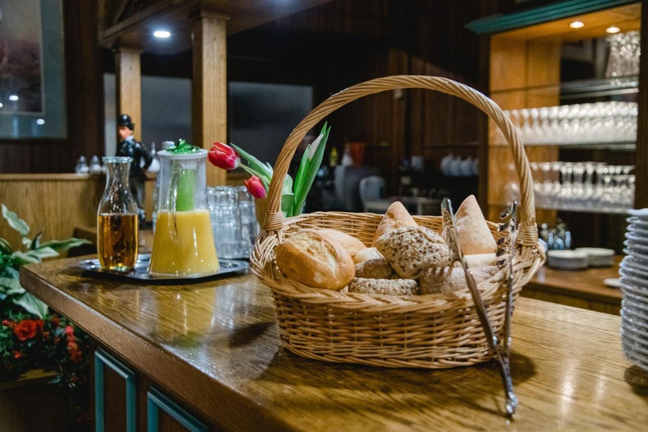 Hotel Mueller Genthin Ngoại thất bức ảnh