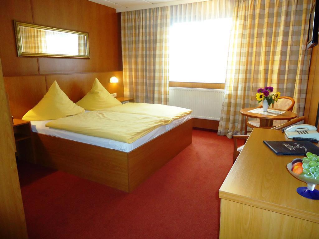 Hotel Mueller Genthin Phòng bức ảnh