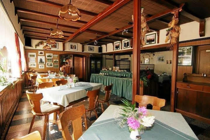 Hotel Mueller Genthin Ngoại thất bức ảnh